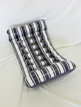 18 Holes Inflatable Pool Bed